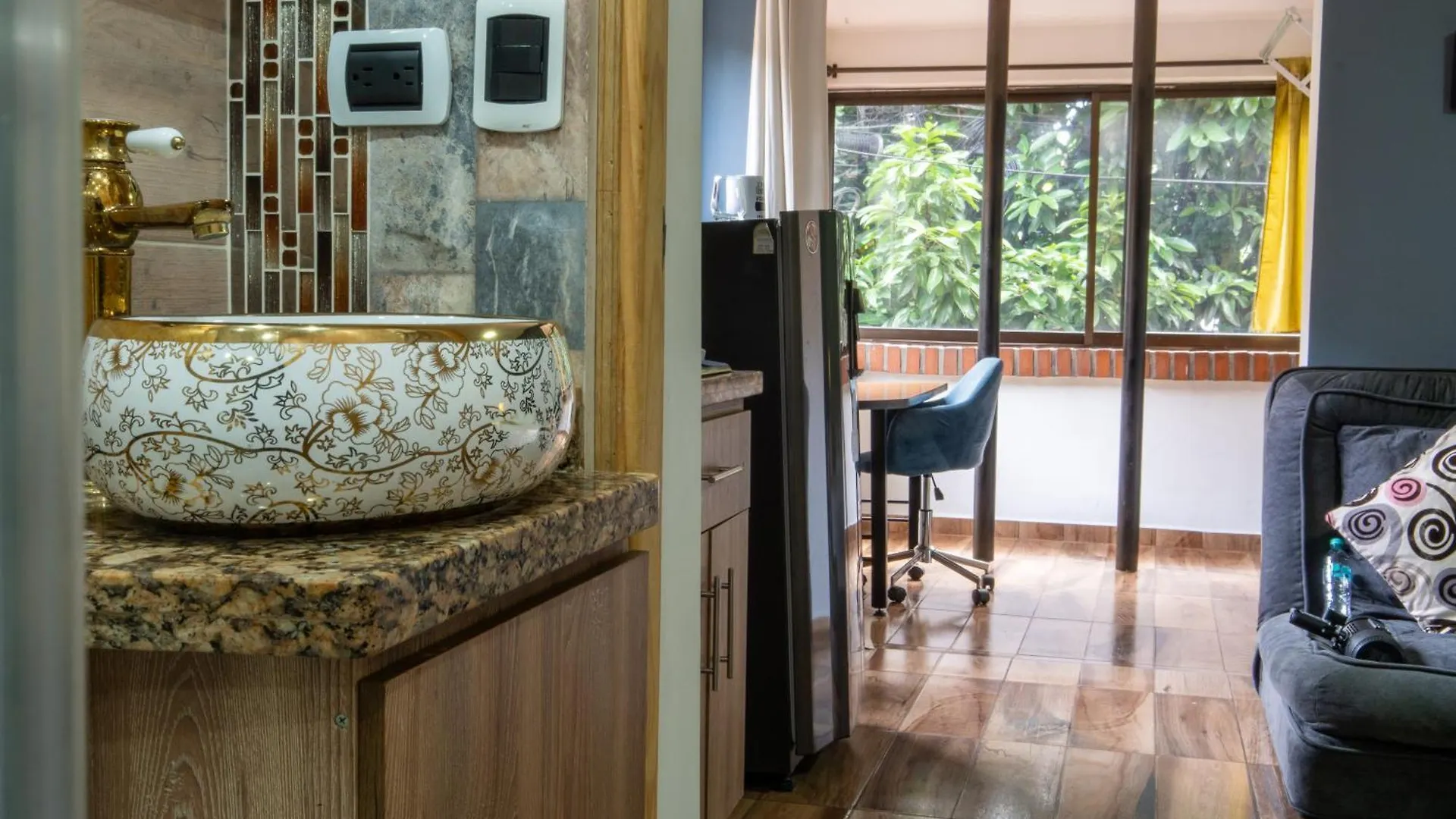Apartamento Con Jacuzzi En Belen Central Medellín 0*,